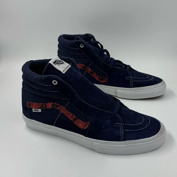 Vans Navy sk8 Hi Sneakers with Red Accents men’s size 11 - Picture 3 of 6